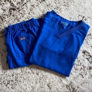 Royal blue Cherokee scrub set! Size small
